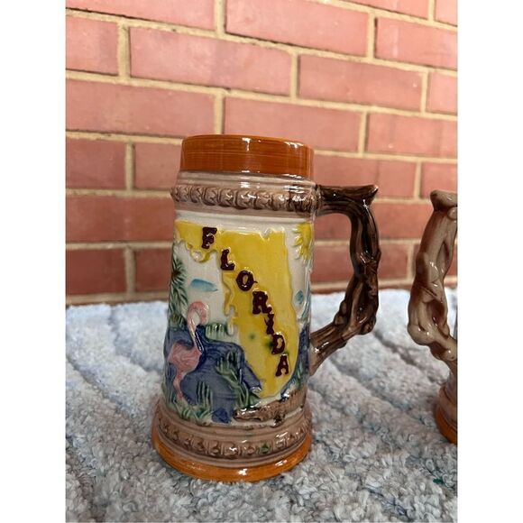 Vintage Souvenir Cups - Picture 6 of 10